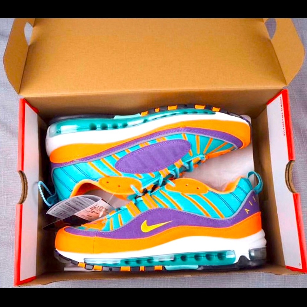 Men’s Air Max 98 Cone sz 10